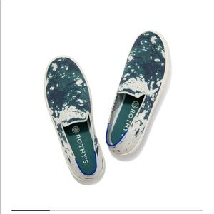 Rothy’s sneaker 6.5
